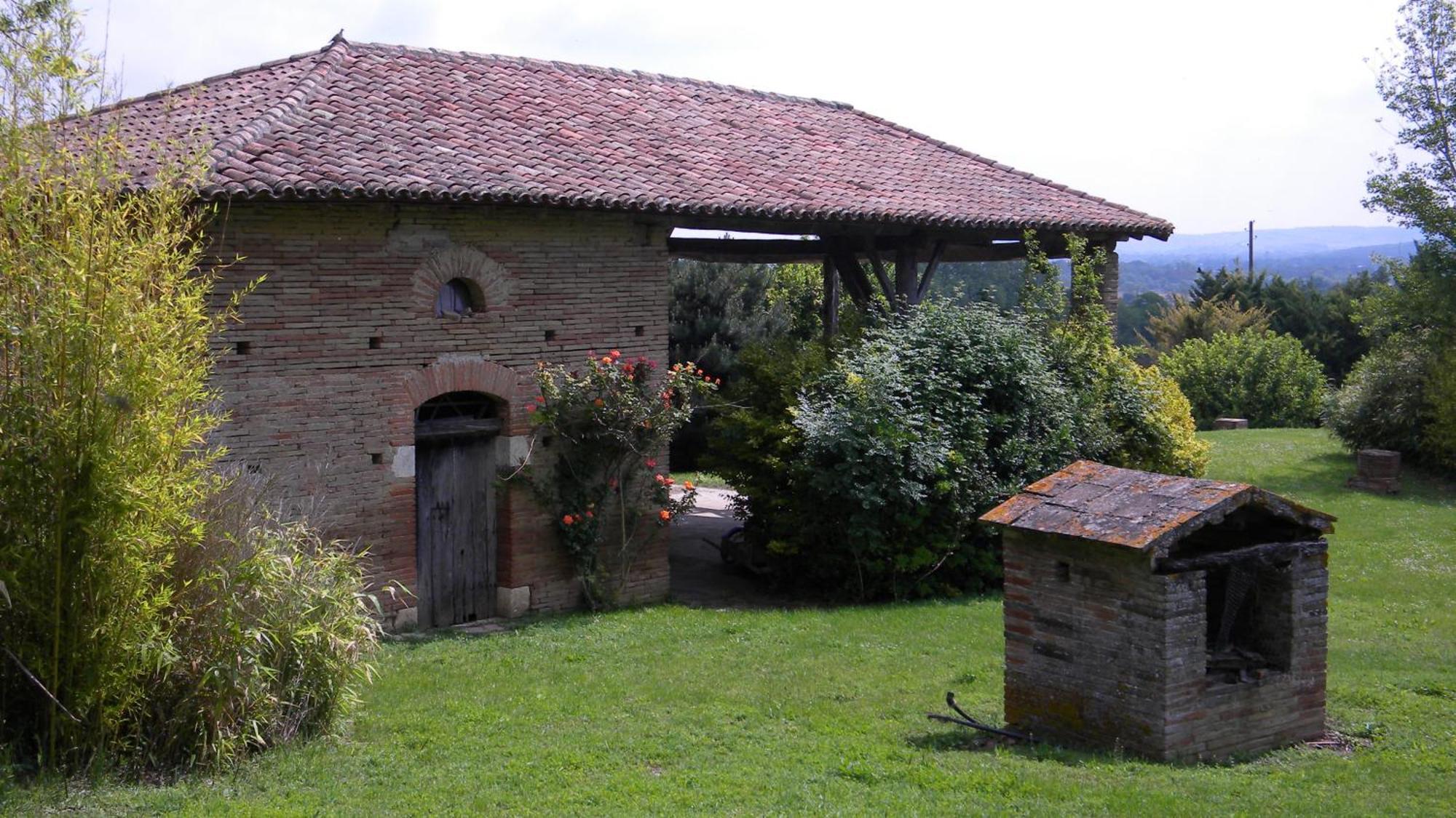 Chambres D'Hotes Le Loubet L'Isle-Jourdain  Exterior photo